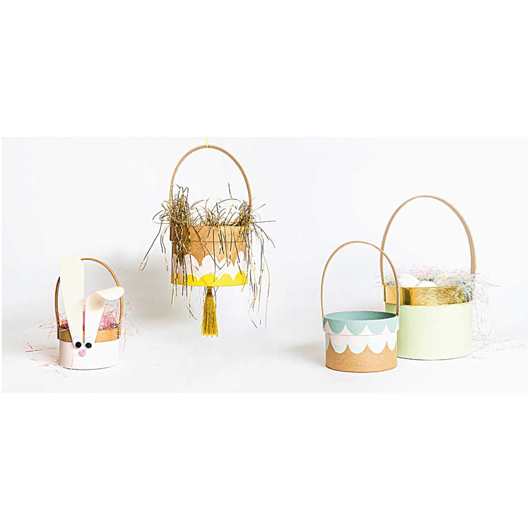 Paper Poetry Füllmaterial Flitter verschiedene Farben, 20 g, dargestellt in den Geschenkkörbchen