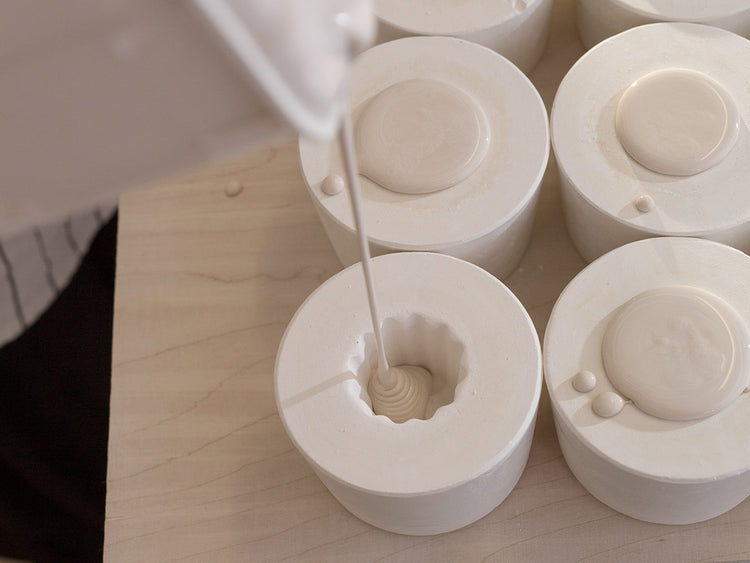 OVO Things - Mini Porzellan Kerzenhalter glossy white