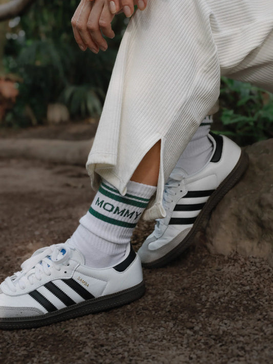 Tennissocken im College-Style mit grünem Schriftzug "MOMMY"