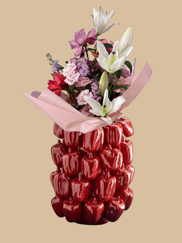 Designobjekt Paprika Vase mit Blumen