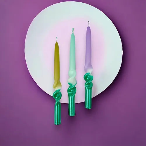 Pink Stories - Kerze Dip Dye Swirl * Vibrant Matcha