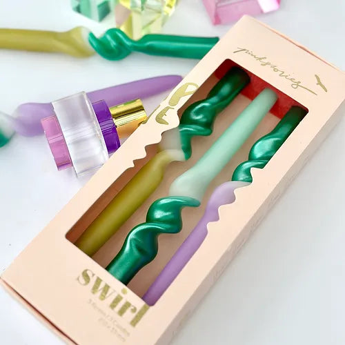 Pink Stories - Kerze Dip Dye Swirl * Vibrant Matcha