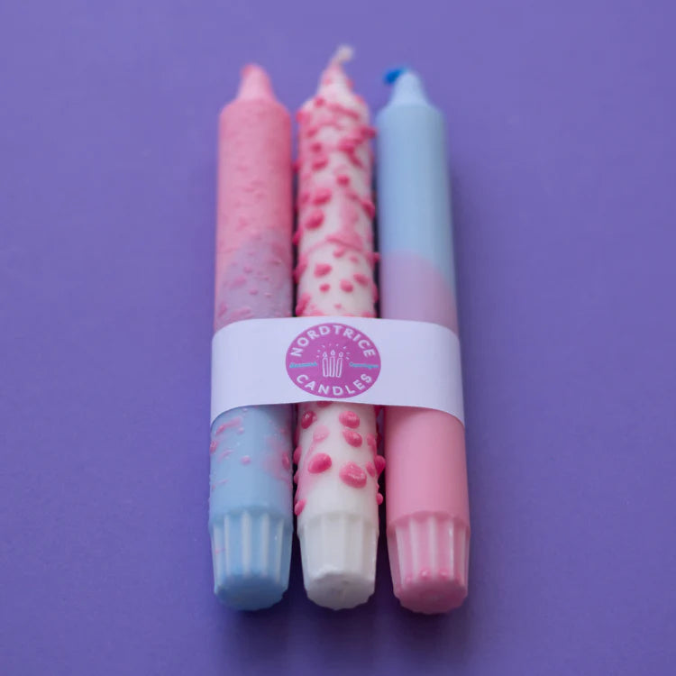 Nordtrice Candles - Kronelys Fuchsia Kerzen-Set, 3 Stück