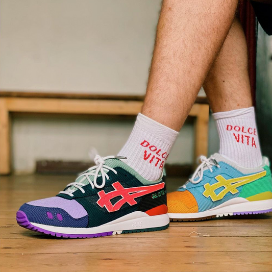 Tennissocken mit dem Schriftzug oder Statement "Dolce Vita"