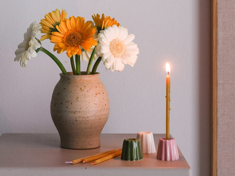 OVO Things - Mini Porzellan Kerzenhalter glossy white