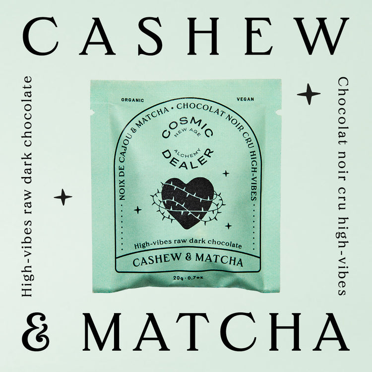 Cosmic Dealer 4er Box - Chakra Schokoladen-Täfelchen Cashew & Matcha in der Verpackung