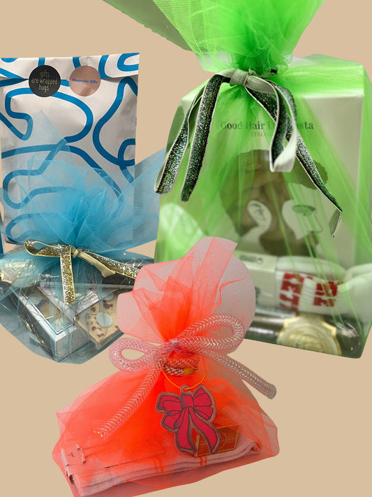 Magnolia Hills - Geschenkverpackung mit Tuell_Beispiel