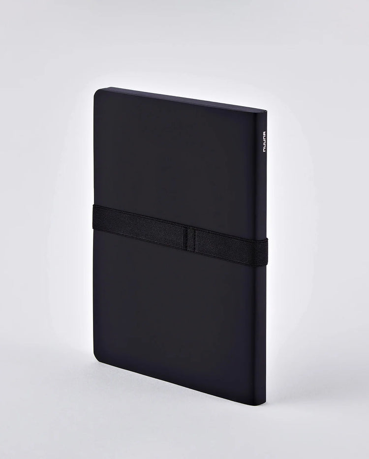 nuuna - Notizbuch / Not White L Light -  BLACK, 176 Seiten mit Gelstift